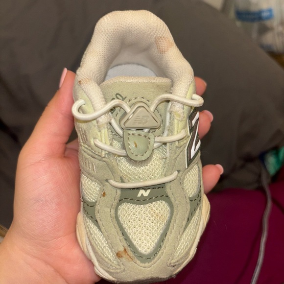 New Balance Kids' Sneakers - Picture 6 of 8